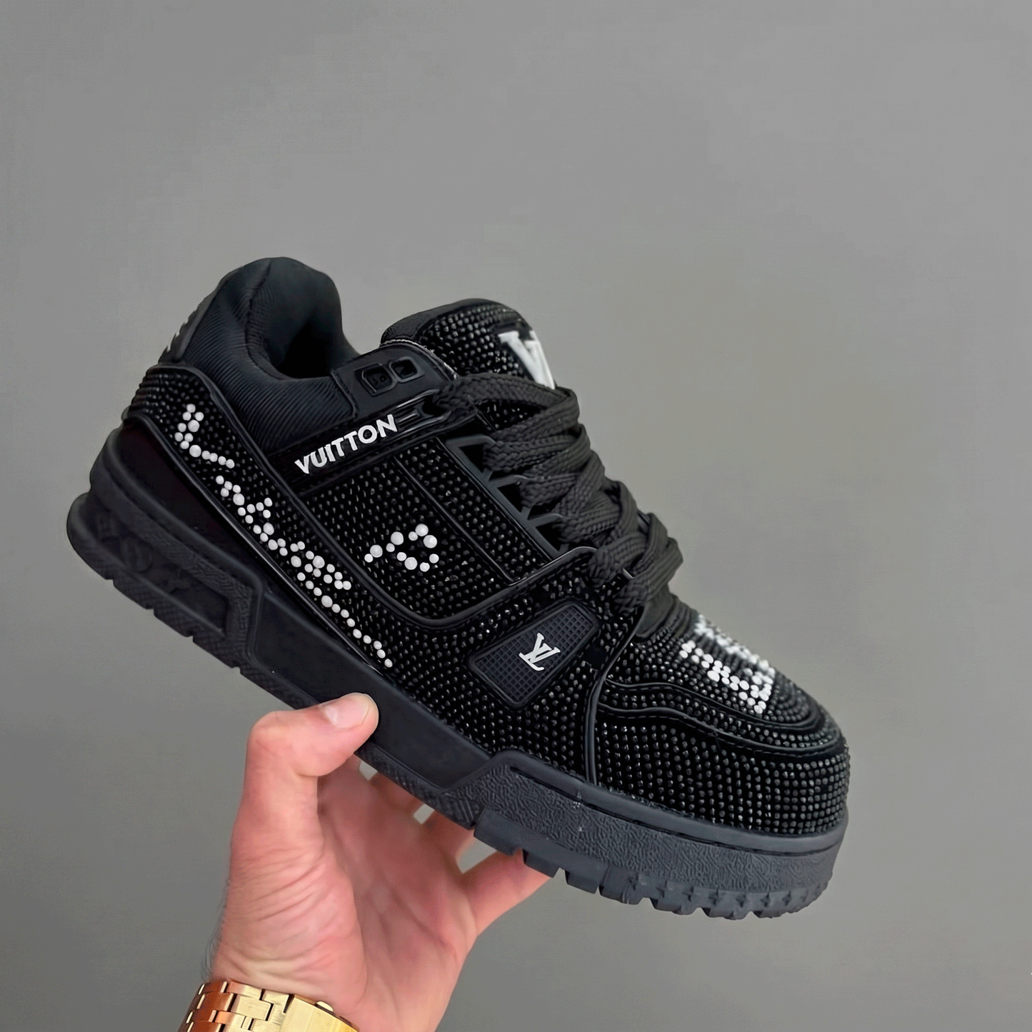 LV