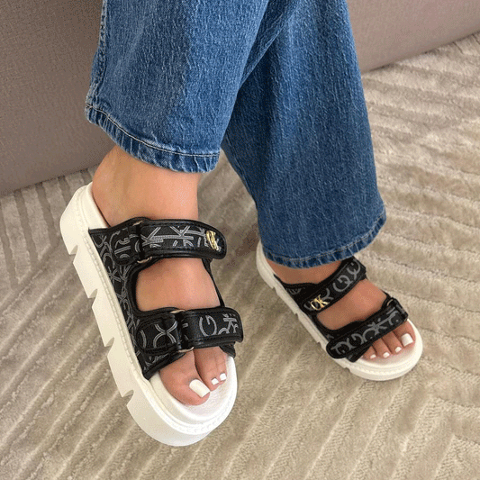 Sandalia